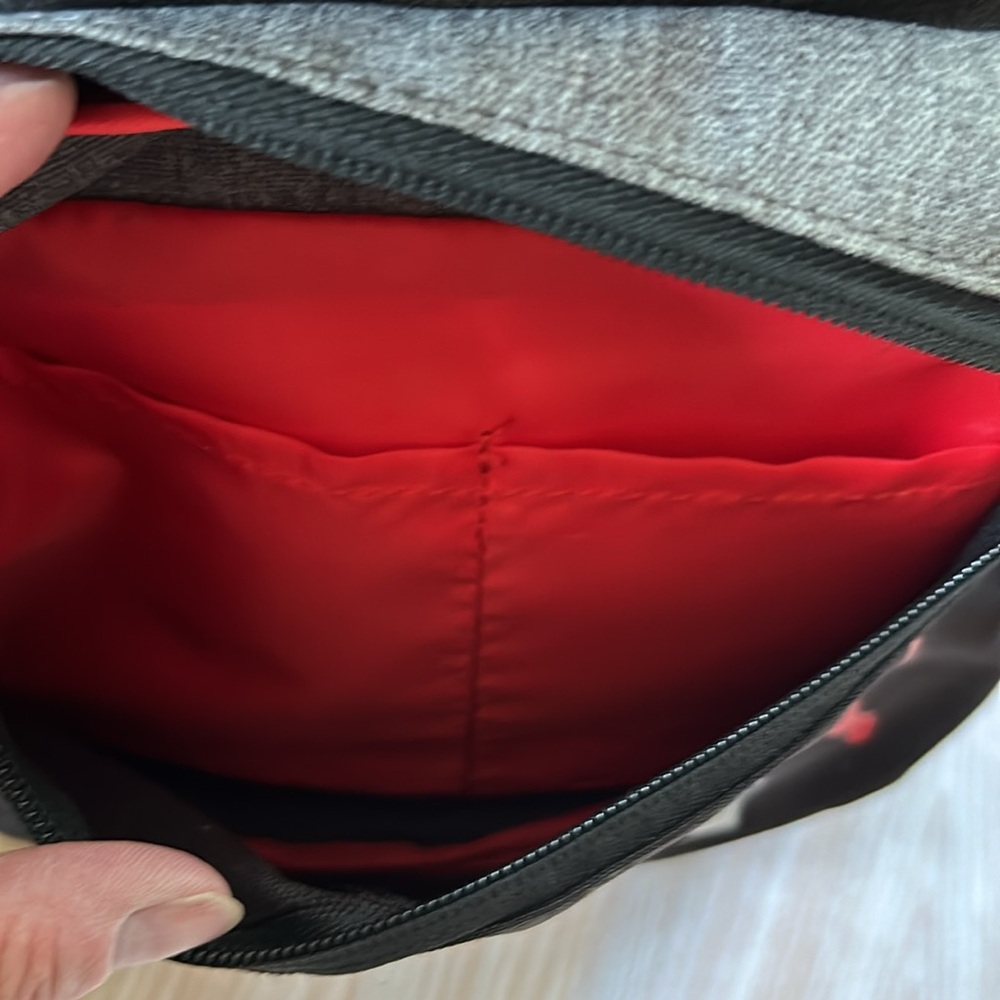Puma backpack black red gray laptop compartment pockets, front zip pocket, logo - Picture 3 of 8